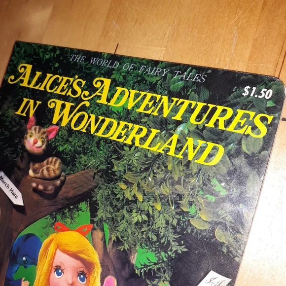 Vintage Collectible Alice In Wonderland - Picture 15 of 16